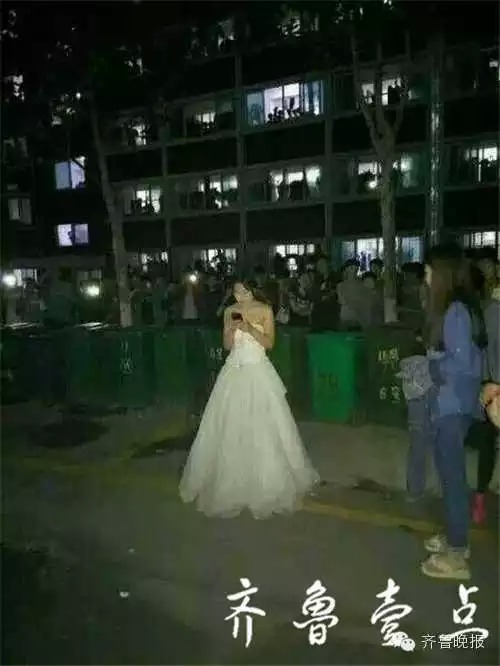 �ֵ���ȫ�Ǳ��׵ļ��ڣ��̵���������Щ�䶯ȫ���ı����¼�������������