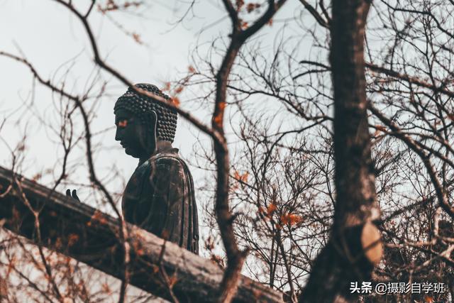 С覴û˵4Ƭ󲻸÷͸Ӱ3-9.jpg